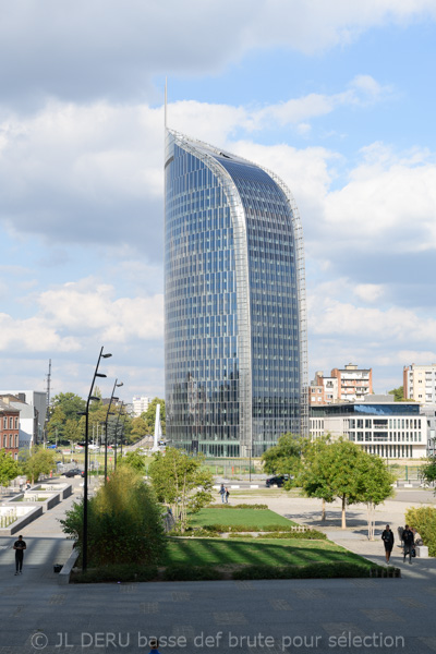 tour des finances à Liège